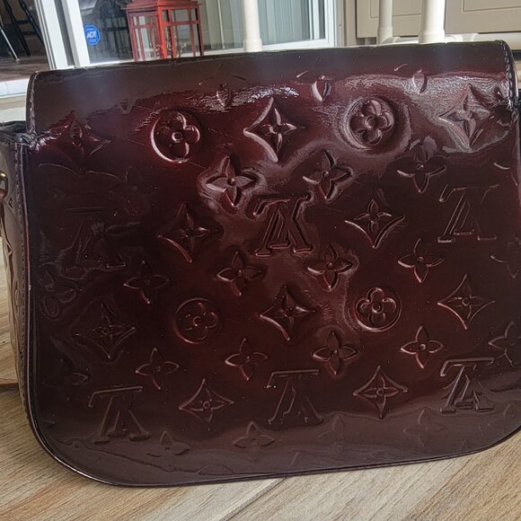 Louis Vuitton Vernis Amarante Patent Leather Bellflower Crossbody Handbag PM - Picture 3 of 11